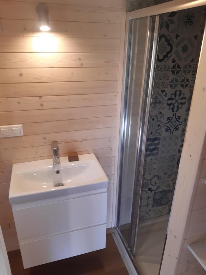 Micro Maison Bois / Tiny House Au Calme Крест Екстериор снимка